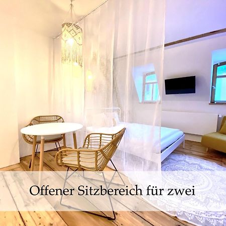 Zentrale 1-Zimmer-Ferienwohnung Mit Digitalem Check In ホーフ エクステリア 写真
